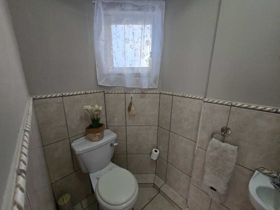 4 Bedroom Property for Sale in Hillsboro Free State